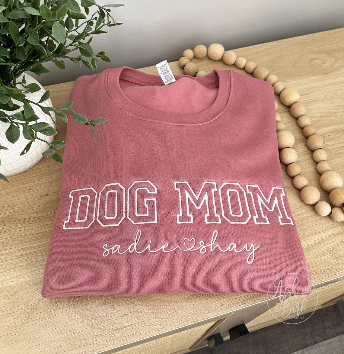 Custom Embroidered Mama Hoodie Sweatshirt With Kids Name For Mother's Day Gift Ideas