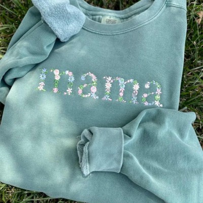 Custom Floral Mama Embroidered Sweatshirt For Mother's Day Gift Ideas