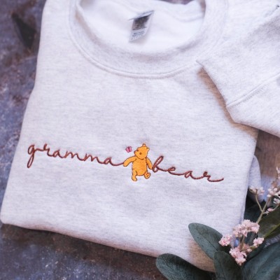 Custom Embroidered Mama Bear Sweatshirt With Kids Name For Mother's Day Gift Ideas