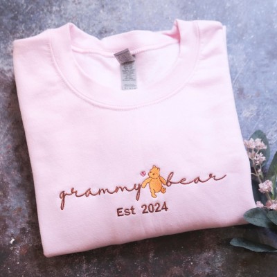 Custom Embroidered Mama Bear Sweatshirt With Kids Name For Mother's Day Gift Ideas